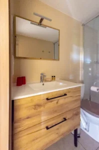 maisondupech carlux chambre eyrignac sdb v1